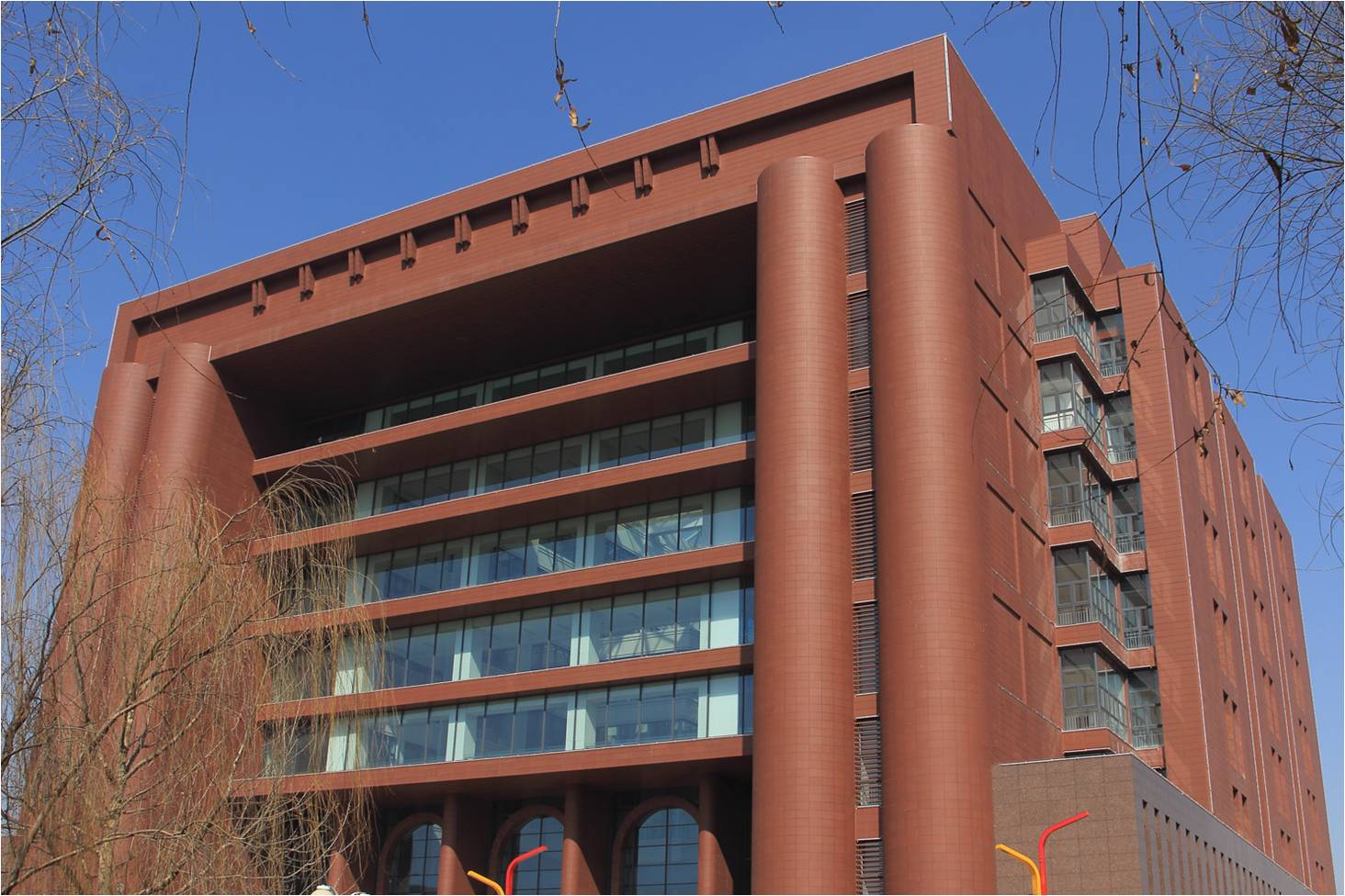 河北大學(xué)圖書(shū)館